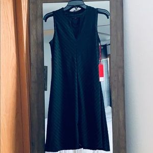 🌼NWT Black A Line Sleeveless Dress🌼